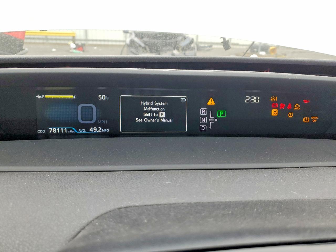 2016 TOYOTA PRIUS photo 9