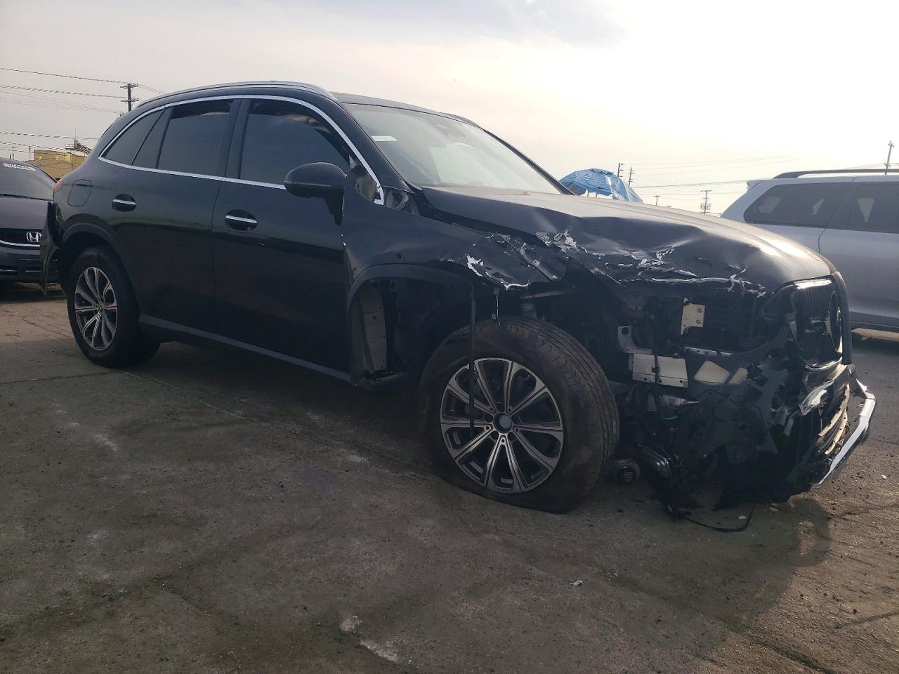 2023 MERCEDES-BENZ GLC 300 4MATIC photo 4