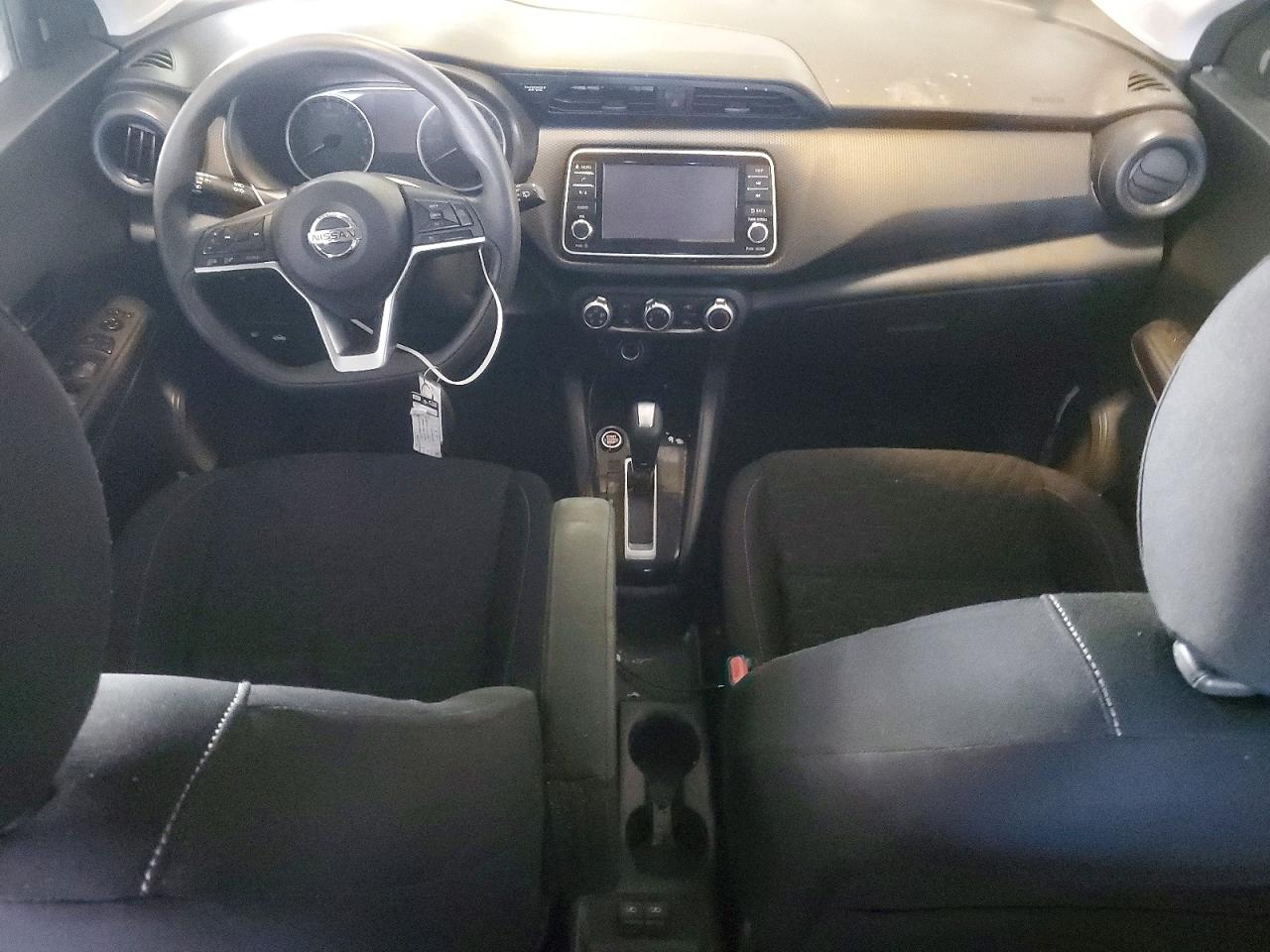 2021 NISSAN KICKS S photo 15