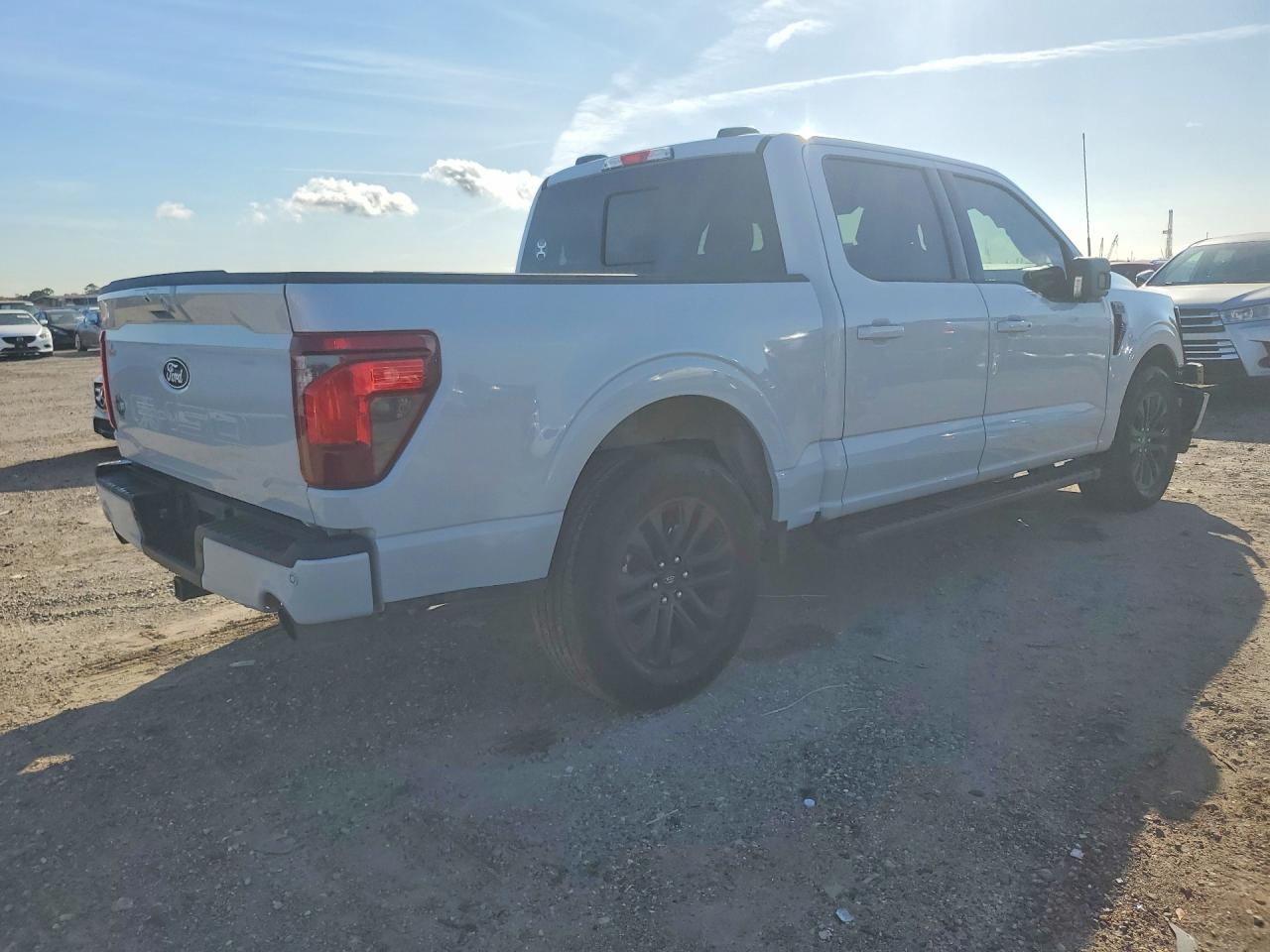 2025 FORD F150 XLT photo 5