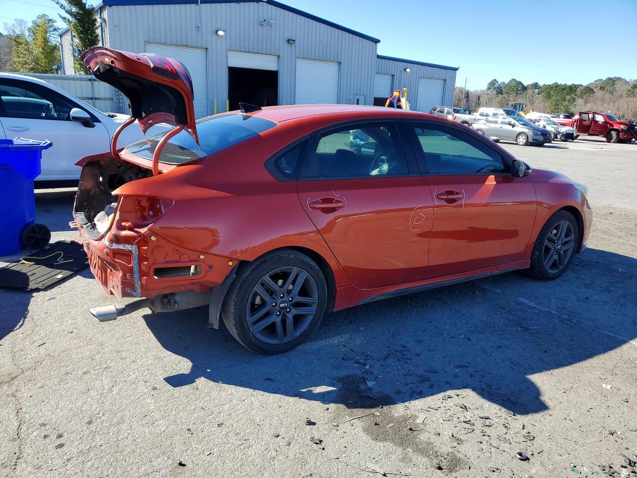 2021 KIA FORTE GT-LINE photo 3