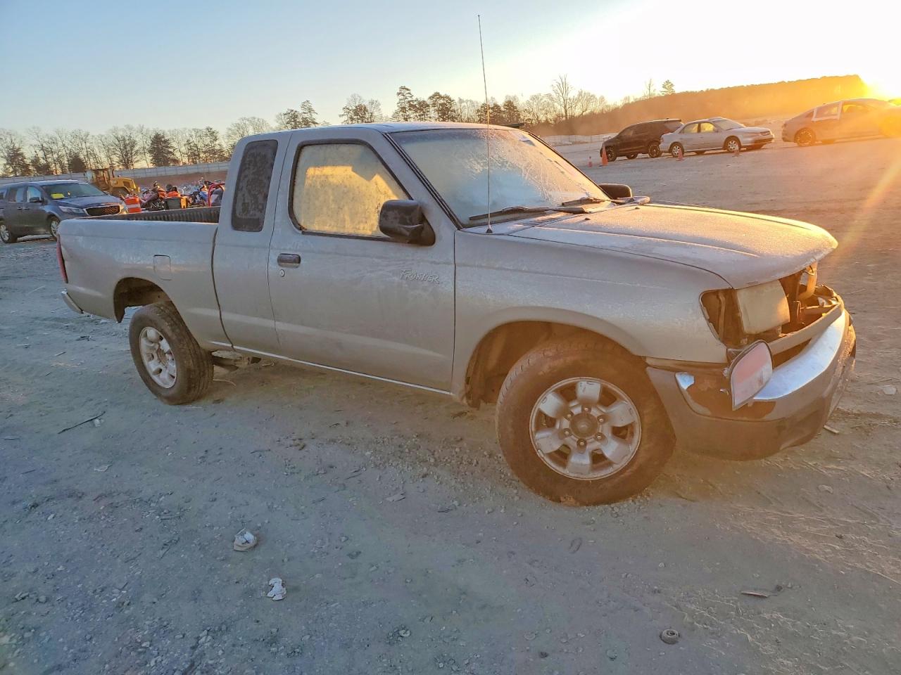 2000 NISSAN FRONTIER KING CAB XE photo 7