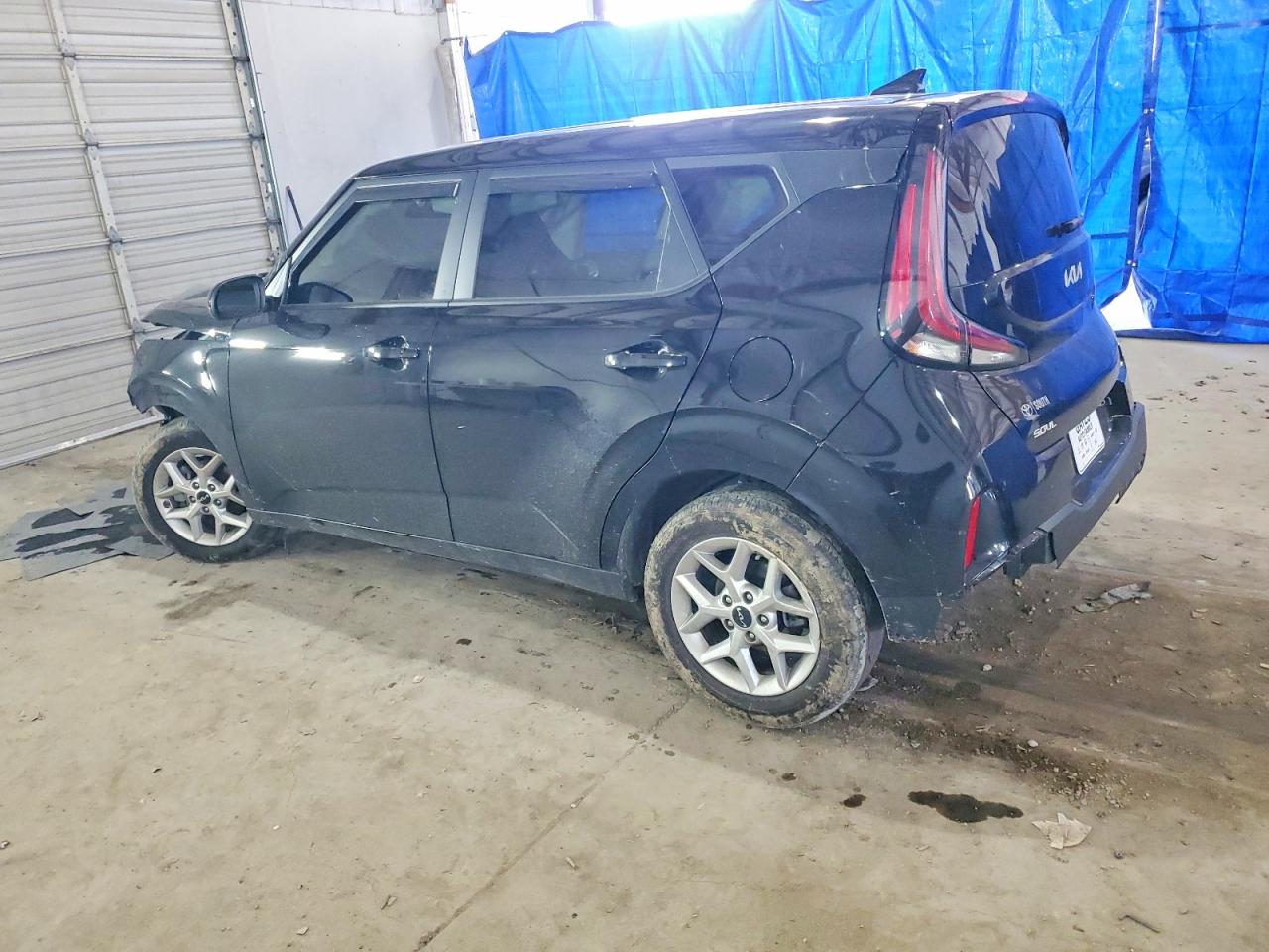 2024 KIA SOUL LX photo 3