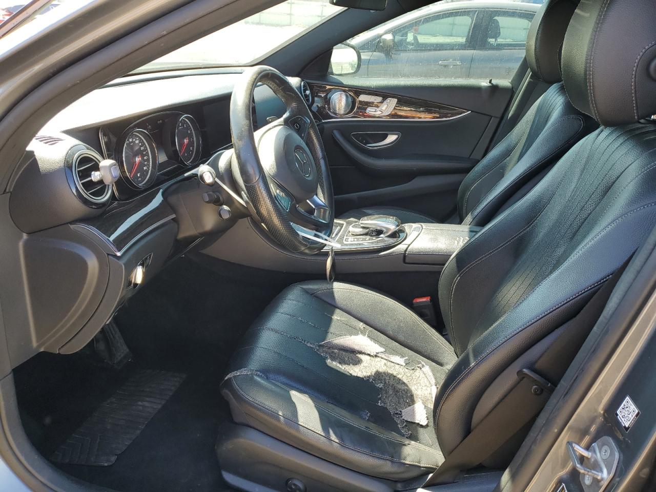 2017 MERCEDES-BENZ E 300 4MATIC photo 13