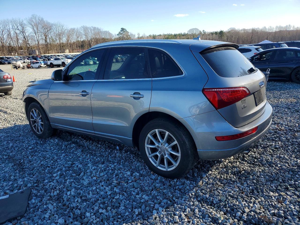 2011 AUDI Q5 PREMIUM PLUS photo 2