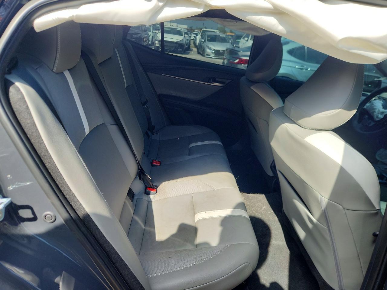 2025 TOYOTA CAMRY SE photo 19