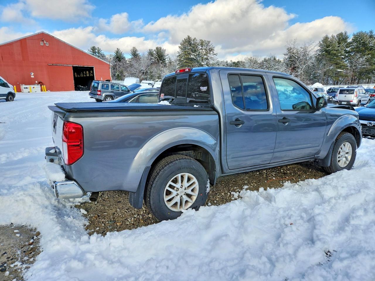 2019 NISSAN FRONTIER S photo 5