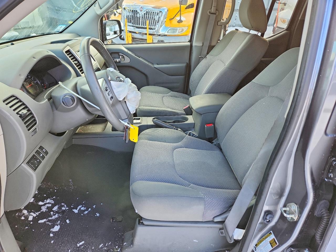2019 NISSAN FRONTIER S photo 13