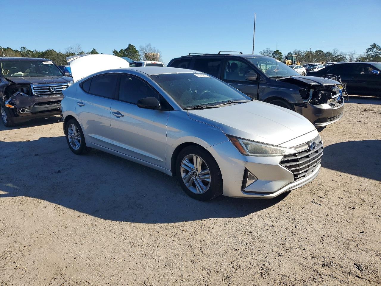 2019 HYUNDAI ELANTRA SEL photo 4