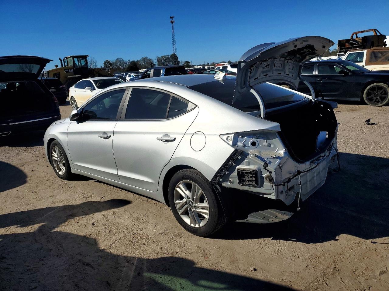 2019 HYUNDAI ELANTRA SEL photo 2
