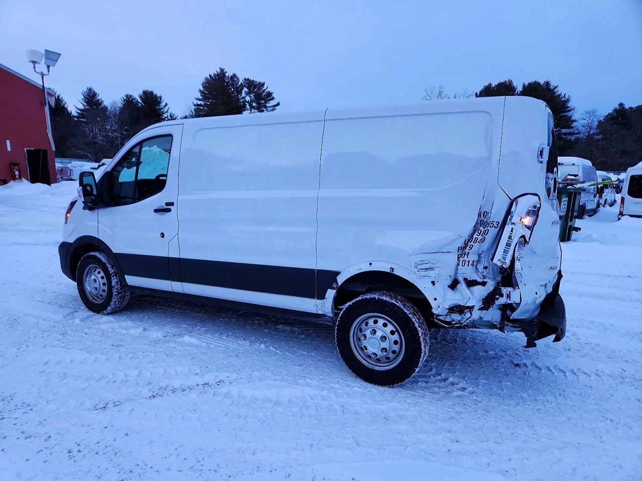 2025 FORD TRANSIT T-250 DELIVERY VAN photo 2
