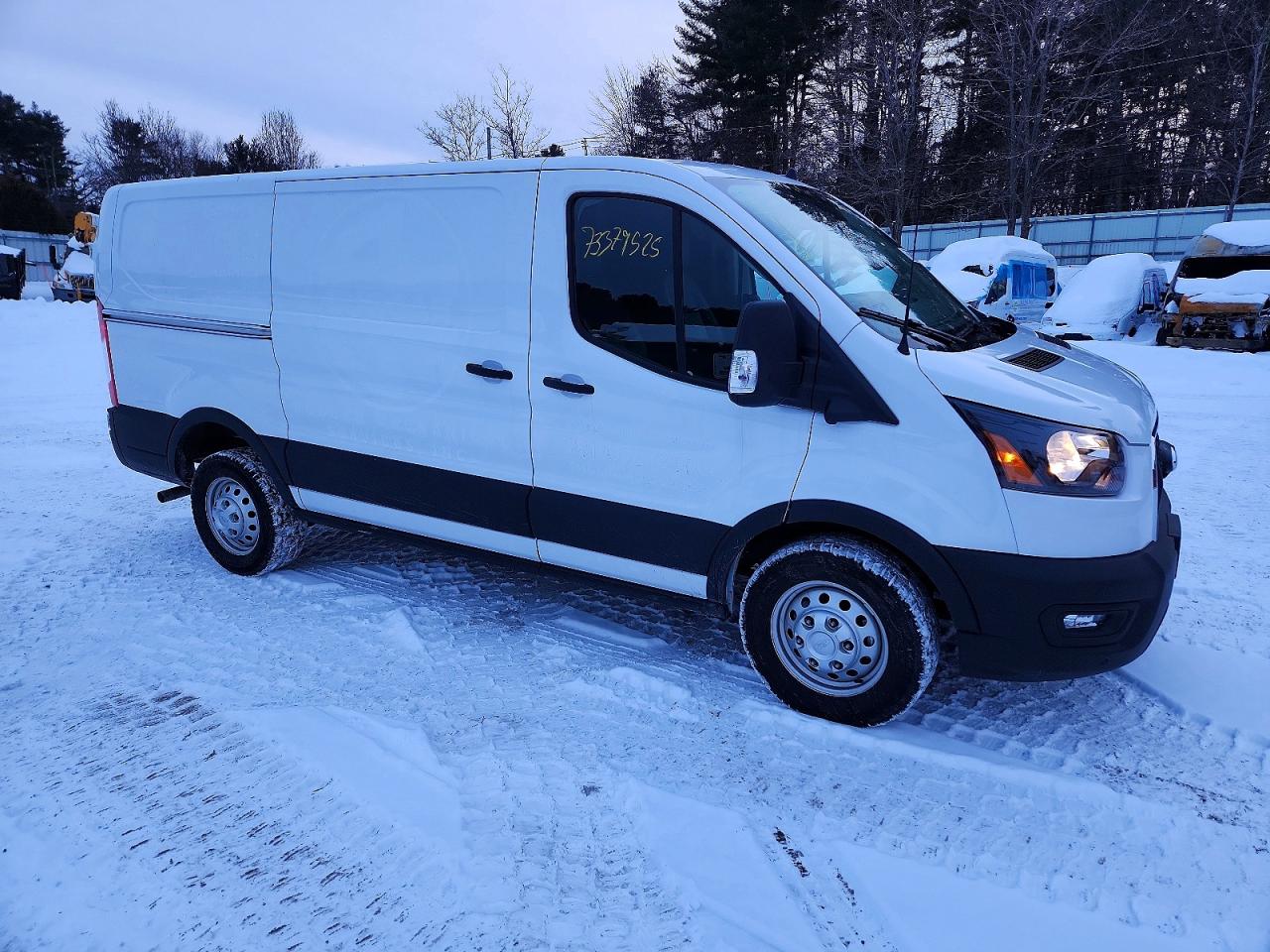 2025 FORD TRANSIT T-250 DELIVERY VAN photo 4