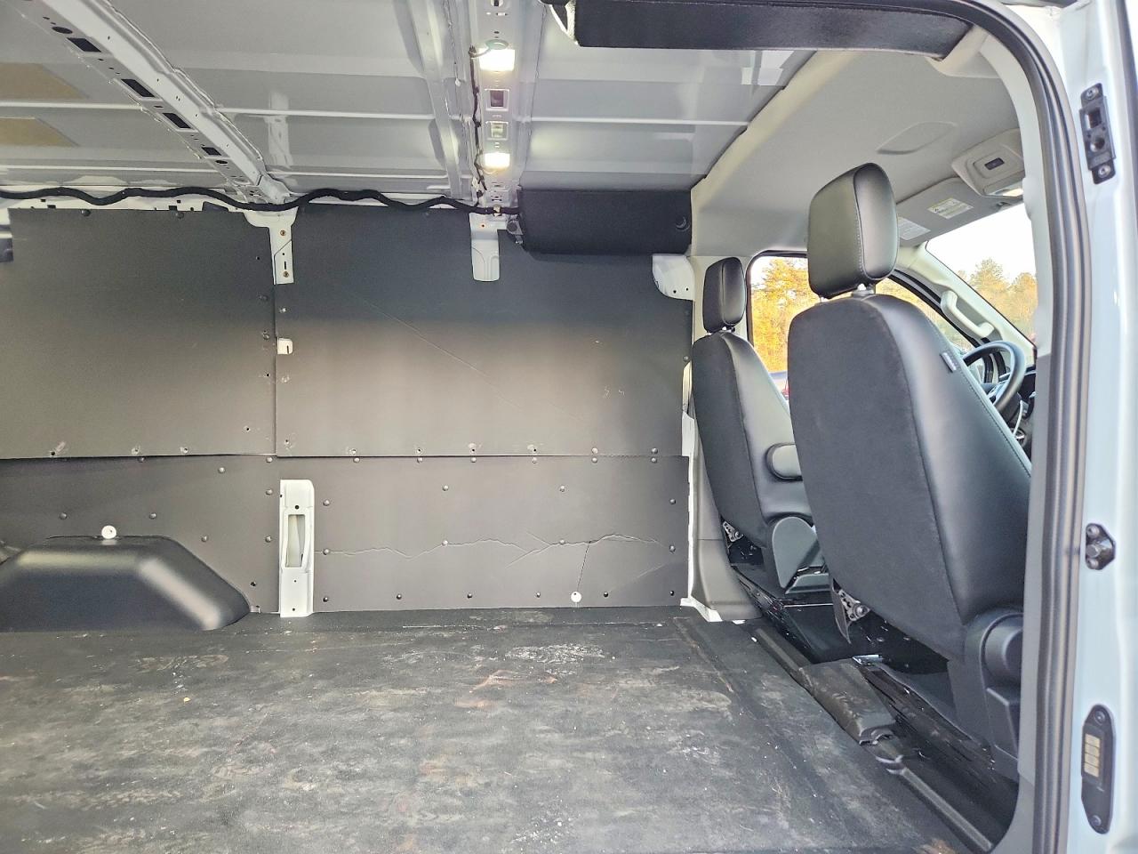 2025 FORD TRANSIT T-250 DELIVERY VAN photo 11