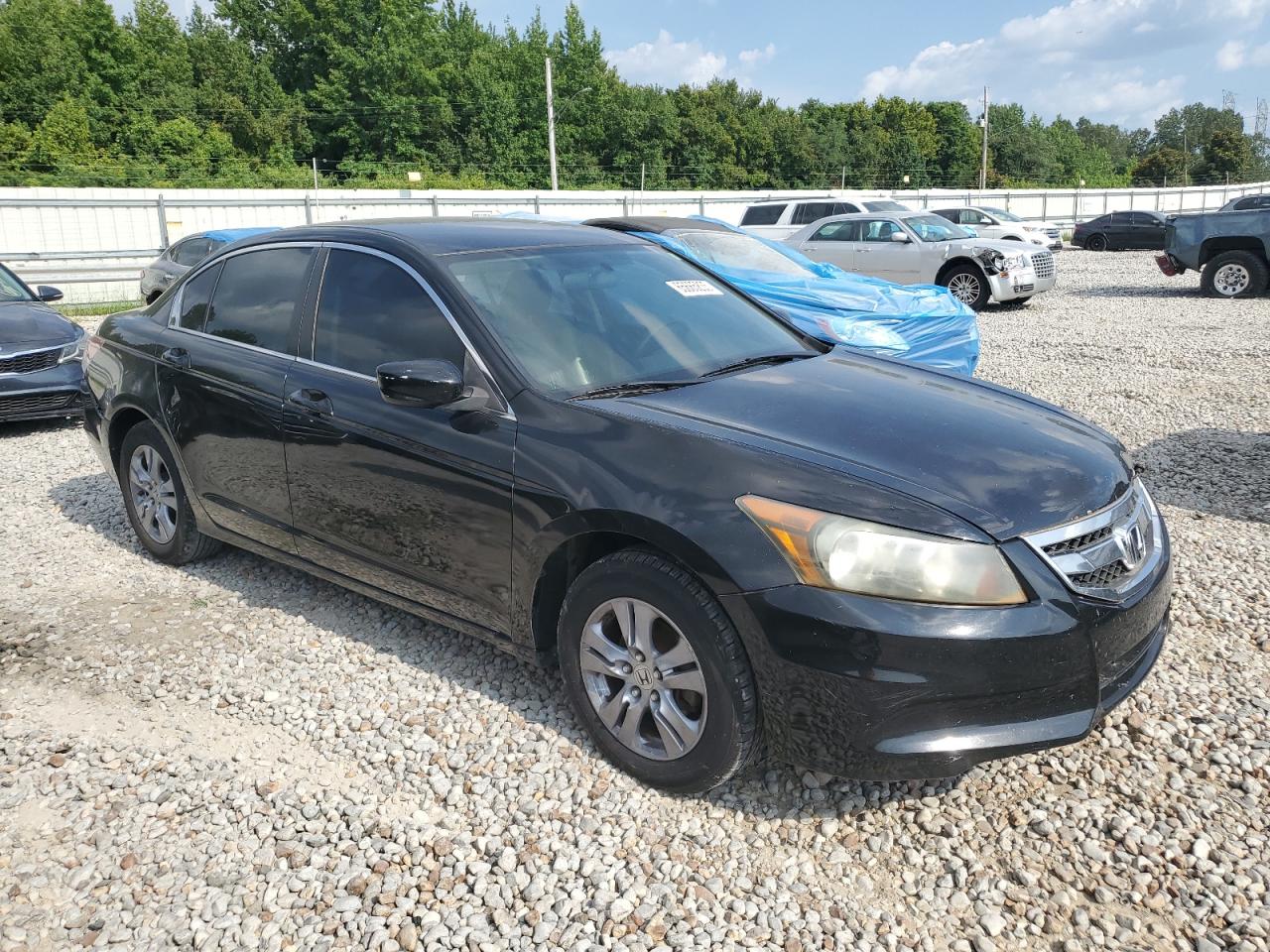 2011 HONDA ACCORD photo 4