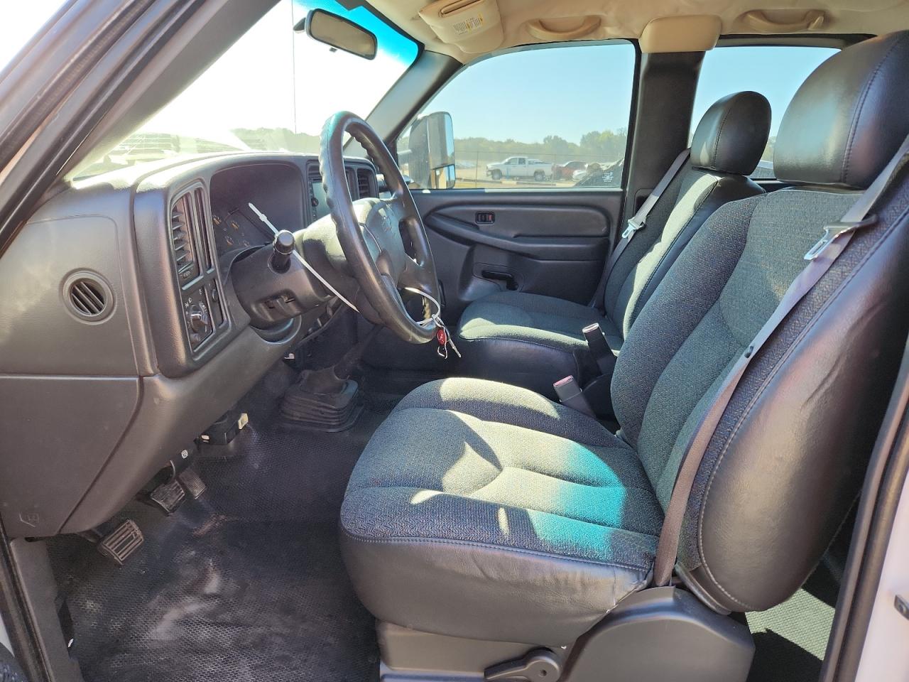 2006 CHEVROLET SILVERADO C2500 HEAVY DUTY photo 13