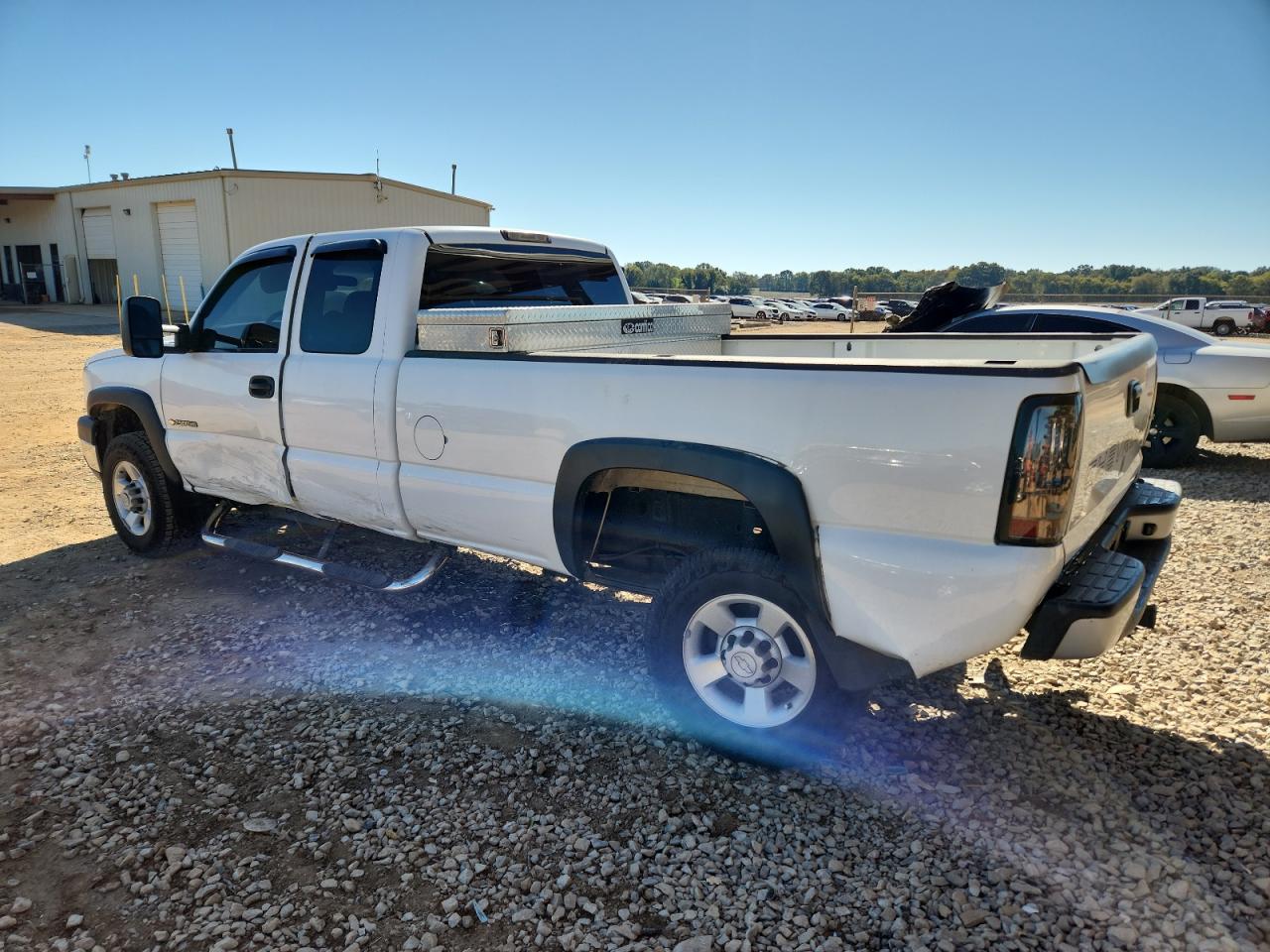 2006 CHEVROLET SILVERADO C2500 HEAVY DUTY photo 3