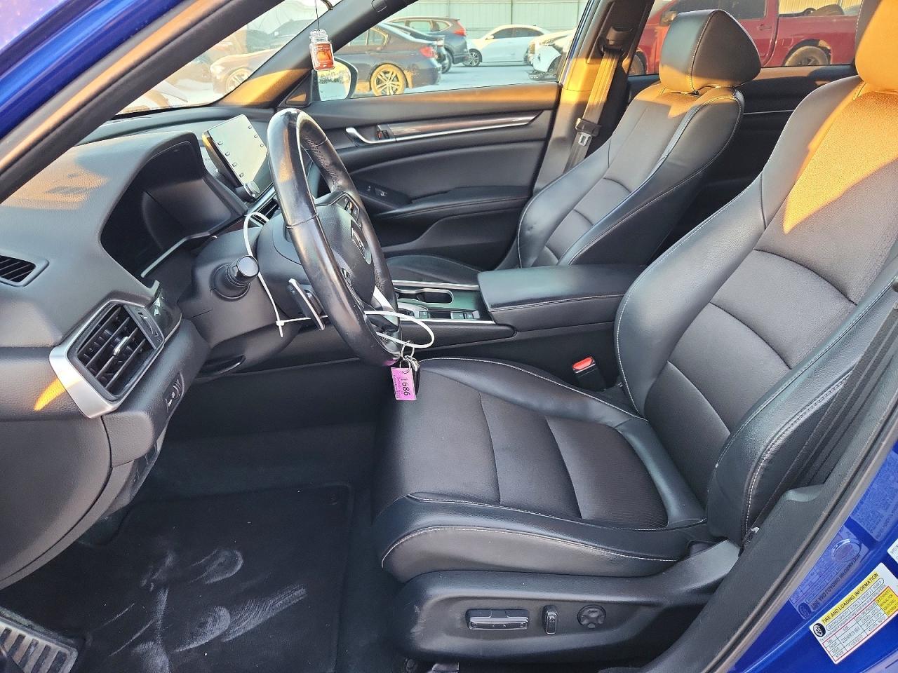 2018 HONDA ACCORD SPORT photo 7