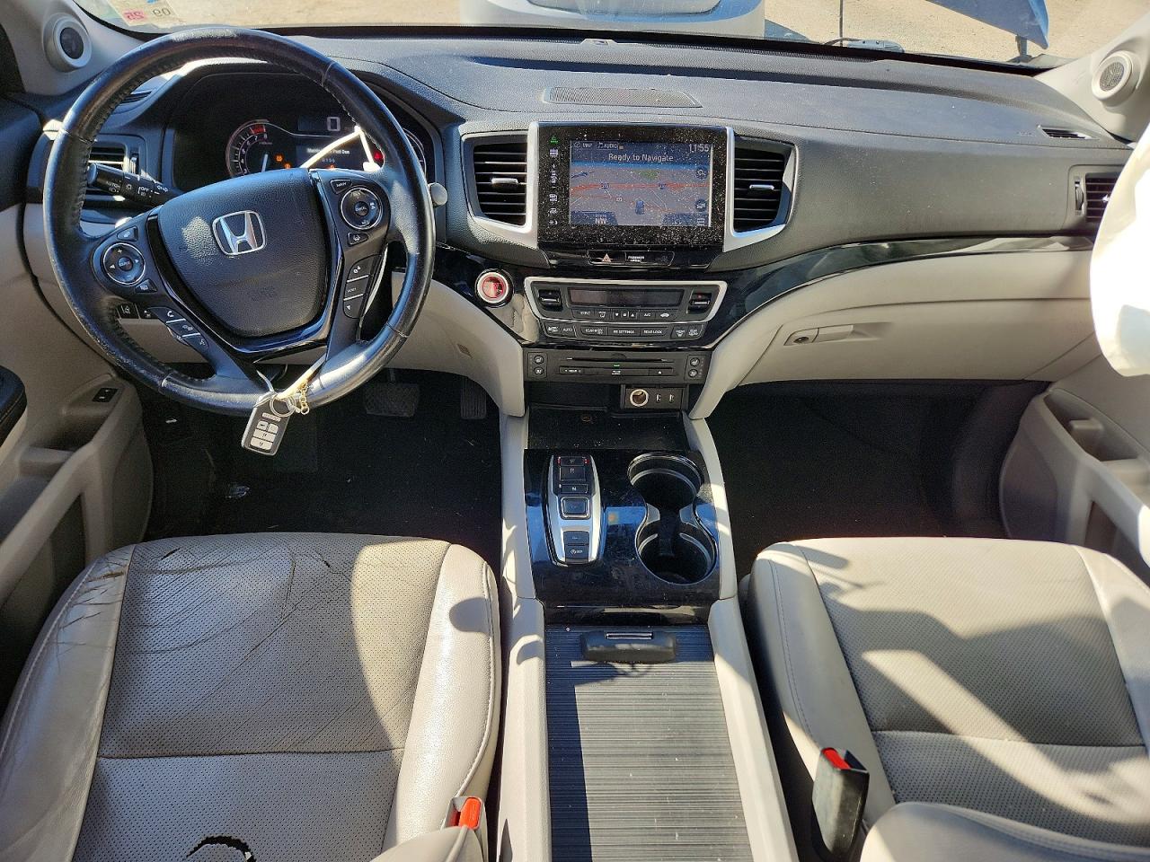 2016 HONDA PILOT ELITE photo 22