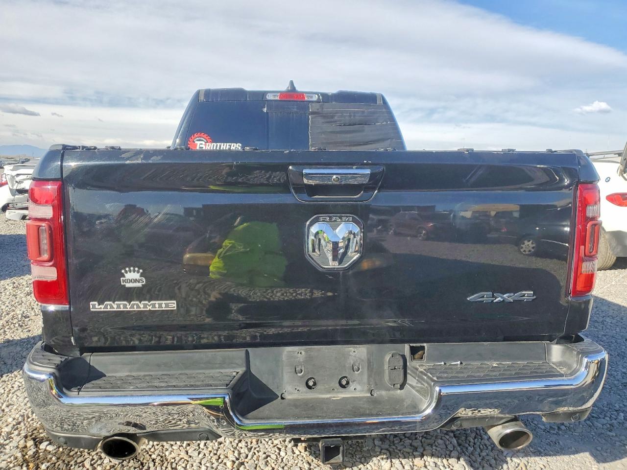 2019 RAM 1500 LARAMIE photo 6