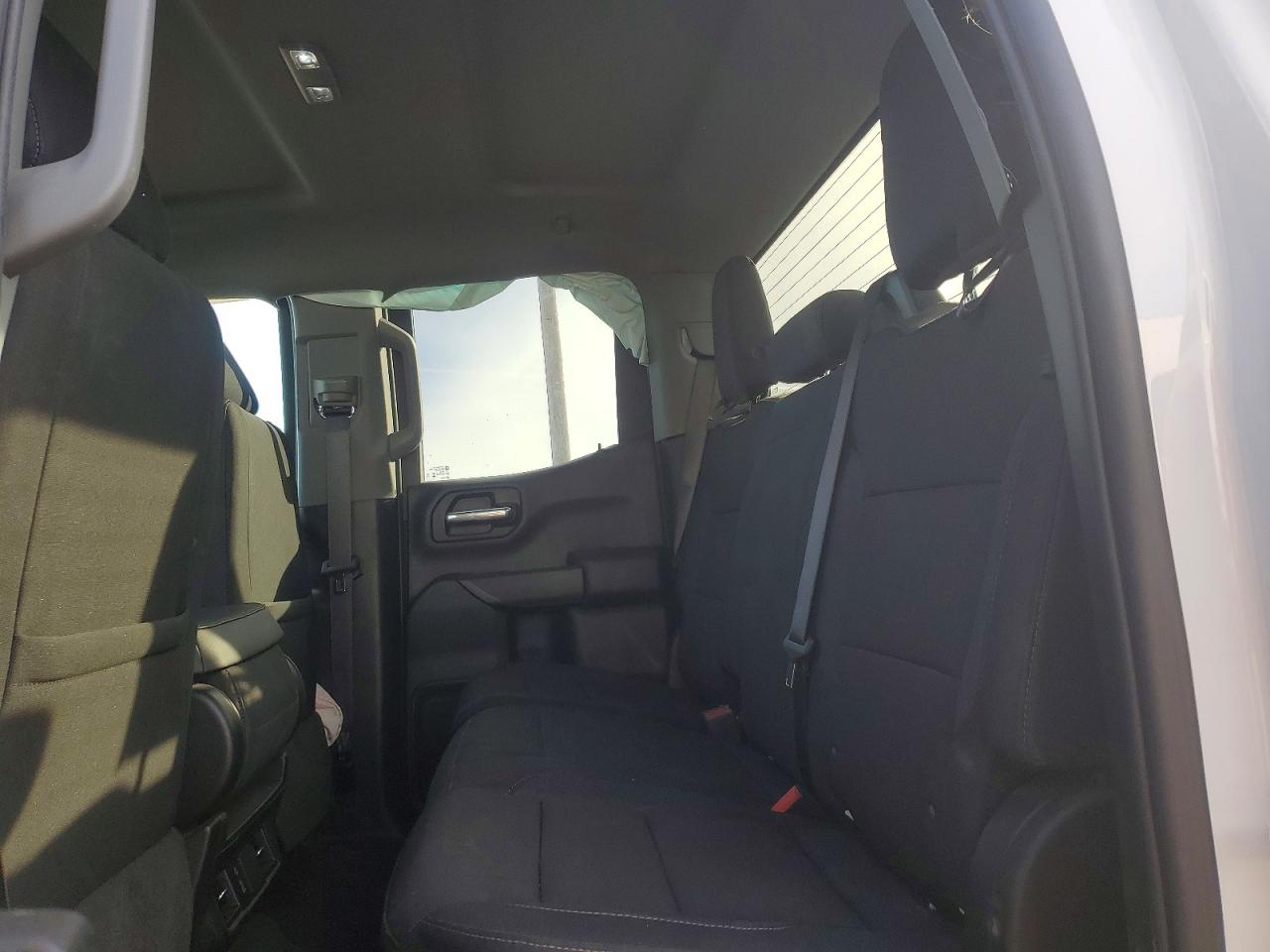 2025 GMC SIERRA K1500 photo 19