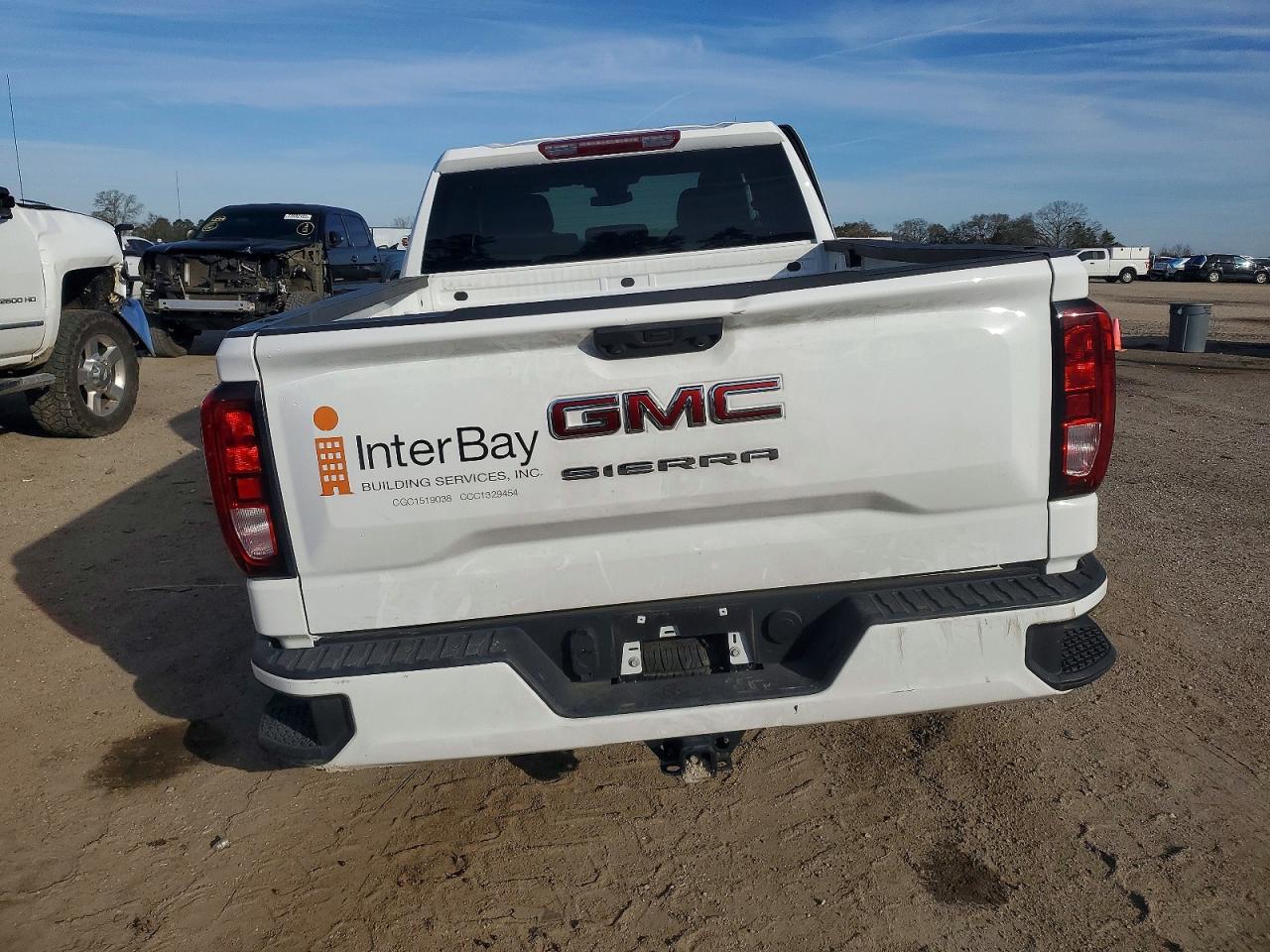 2025 GMC SIERRA K1500 photo 11