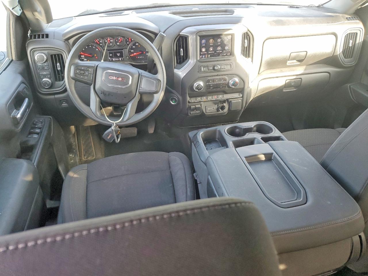 2025 GMC SIERRA K1500 photo 15