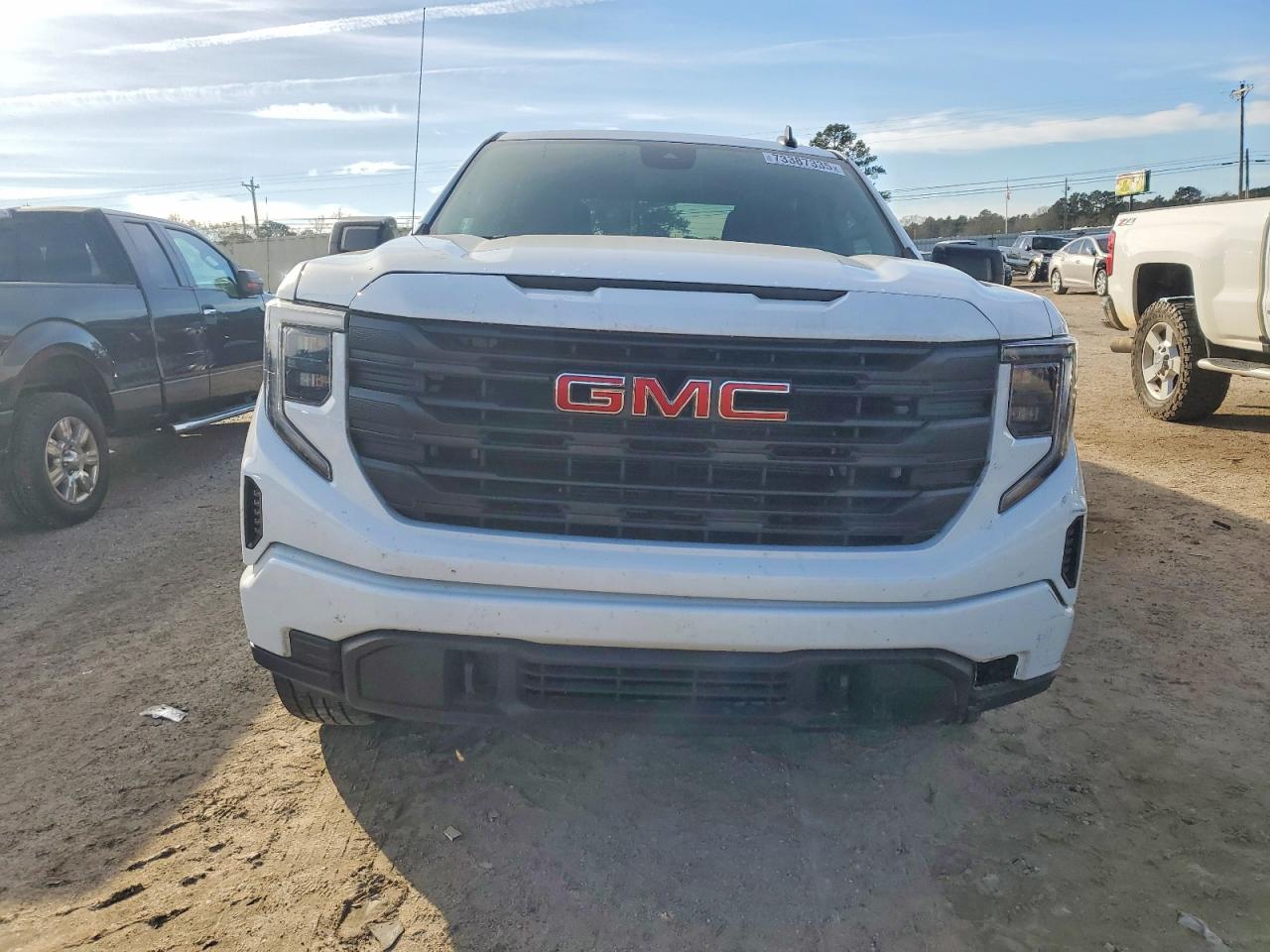 2025 GMC SIERRA K1500 photo 9