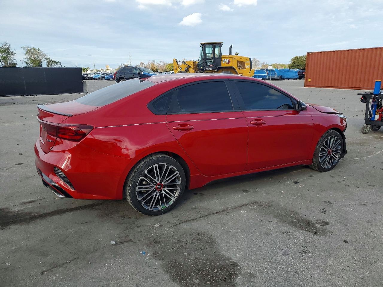 2024 KIA FORTE GT photo 5