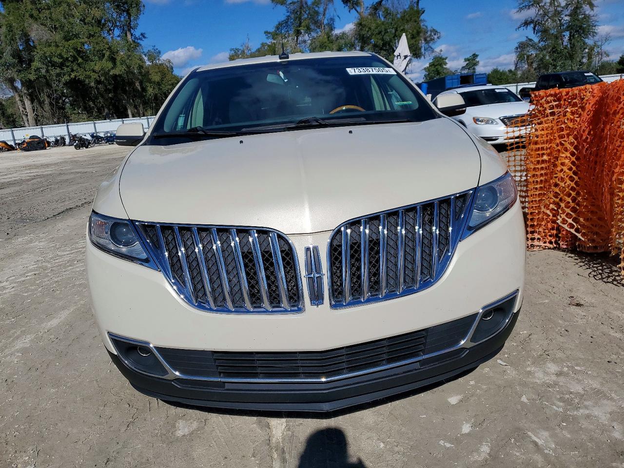 2014 LINCOLN TOWNHOUSE MKX photo 9