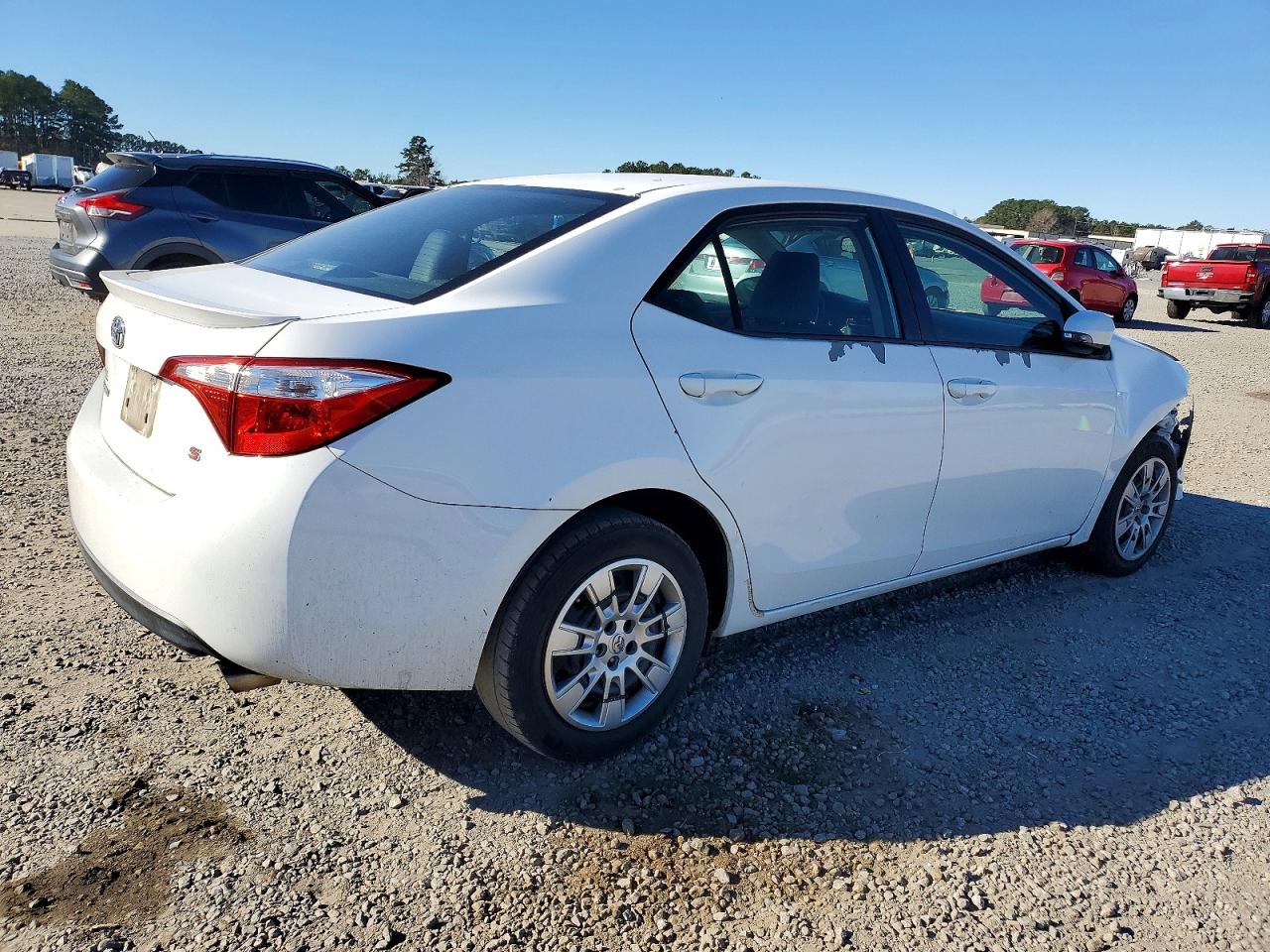 2015 TOYOTA COROLLA L photo 3