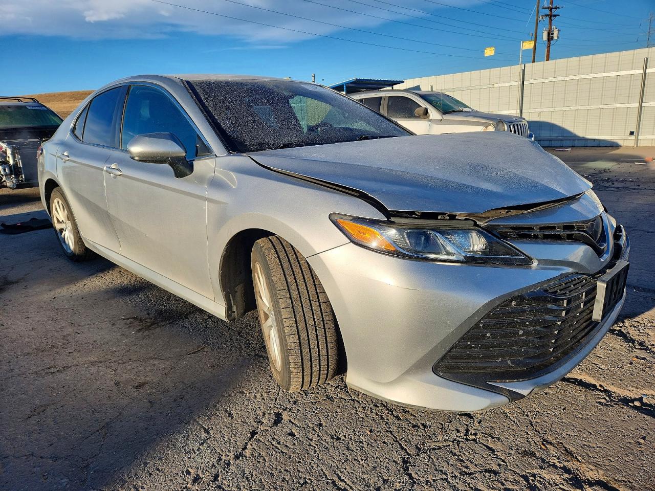 2018 TOYOTA CAMRY L photo 4