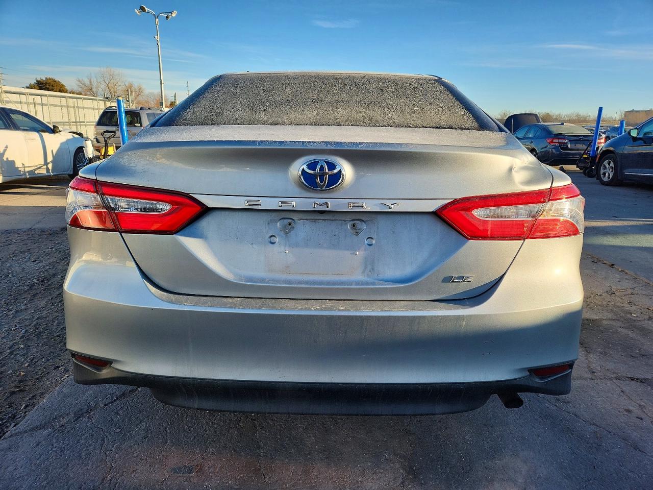 2018 TOYOTA CAMRY L photo 6