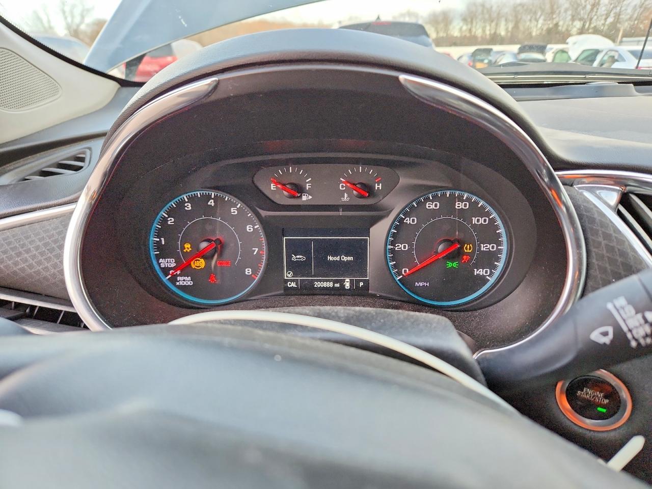 2018 CHEVROLET MALIBU LT photo 9
