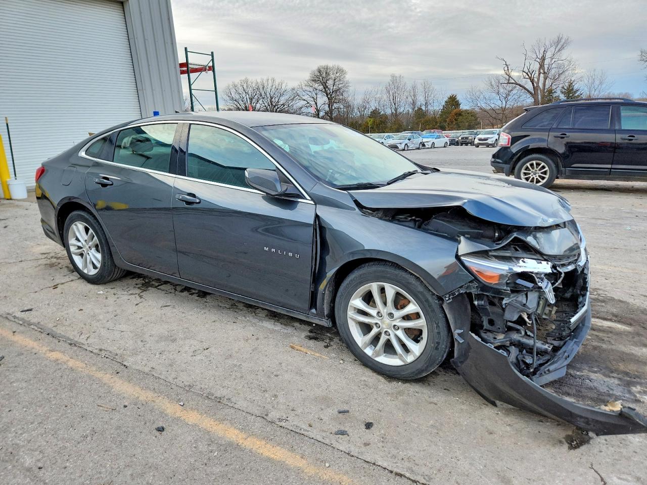 2018 CHEVROLET MALIBU LT photo 4