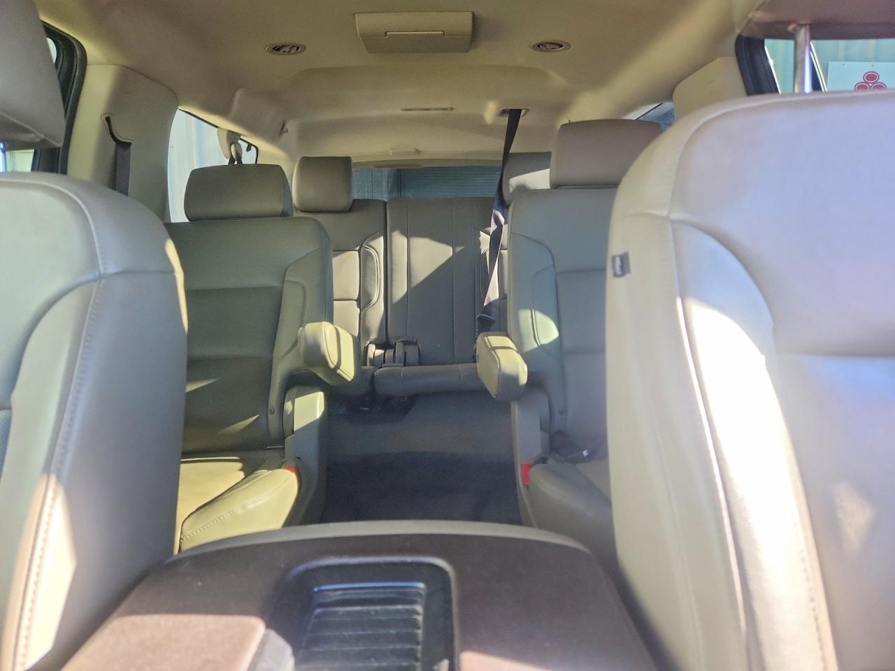 2018 CHEVROLET SUBURBAN C1500 PREMIER photo 19