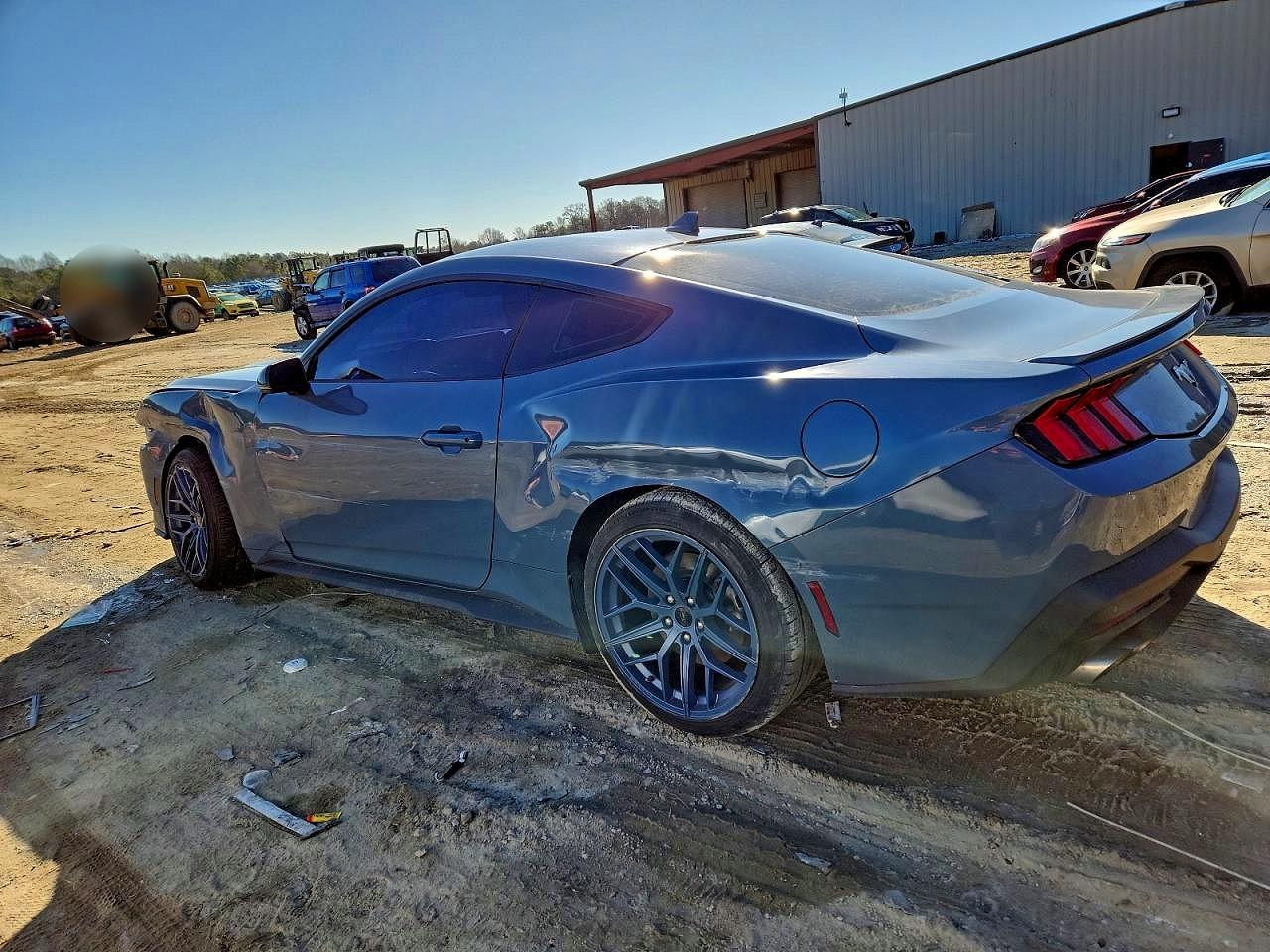 2024 FORD MUSTANG photo 3