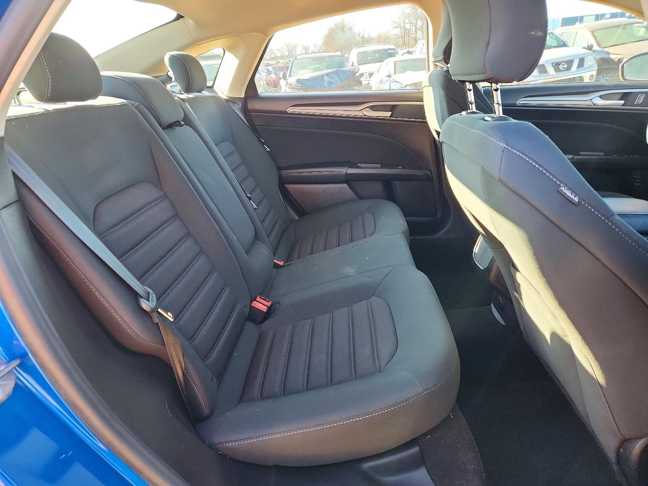 2019 FORD FUSION SE photo 28