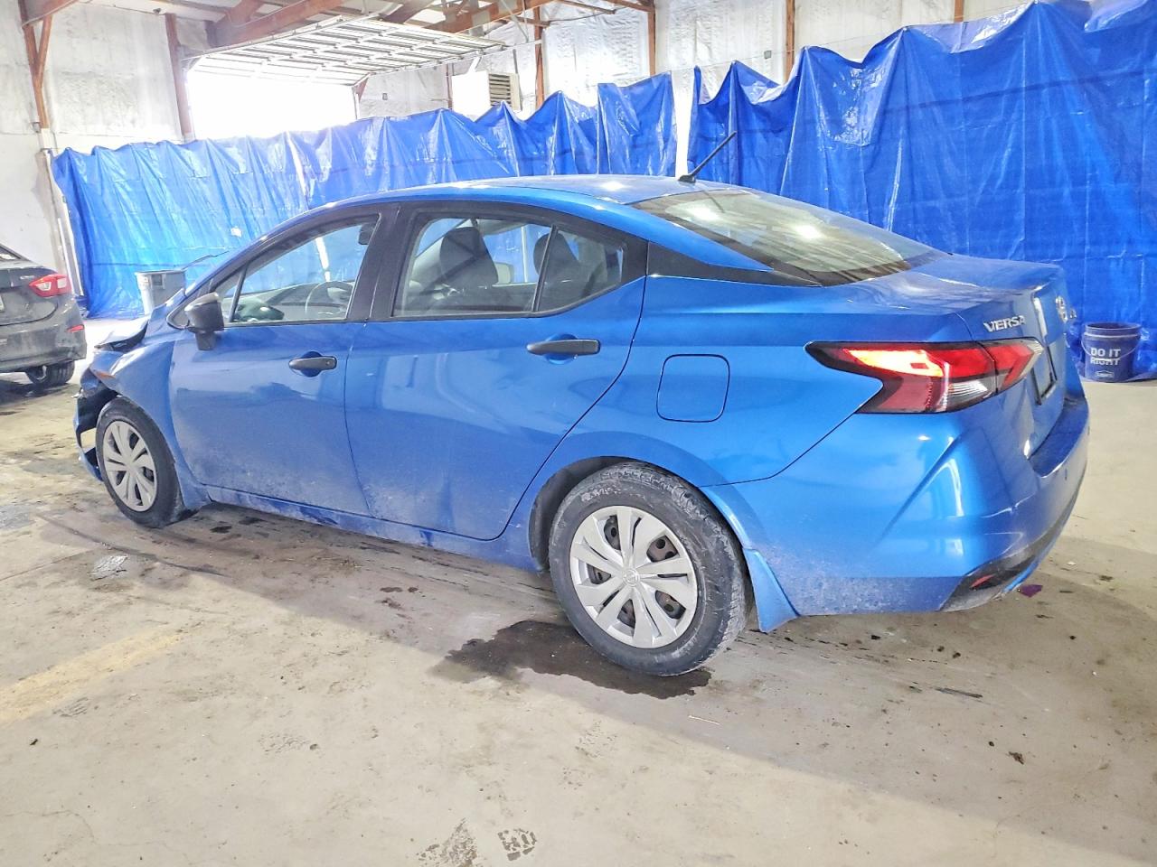 2021 NISSAN VERSA S photo 3