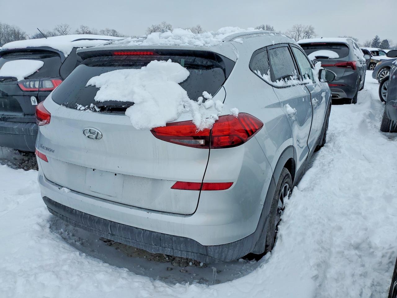 2019 HYUNDAI TUCSON VALUE photo 3