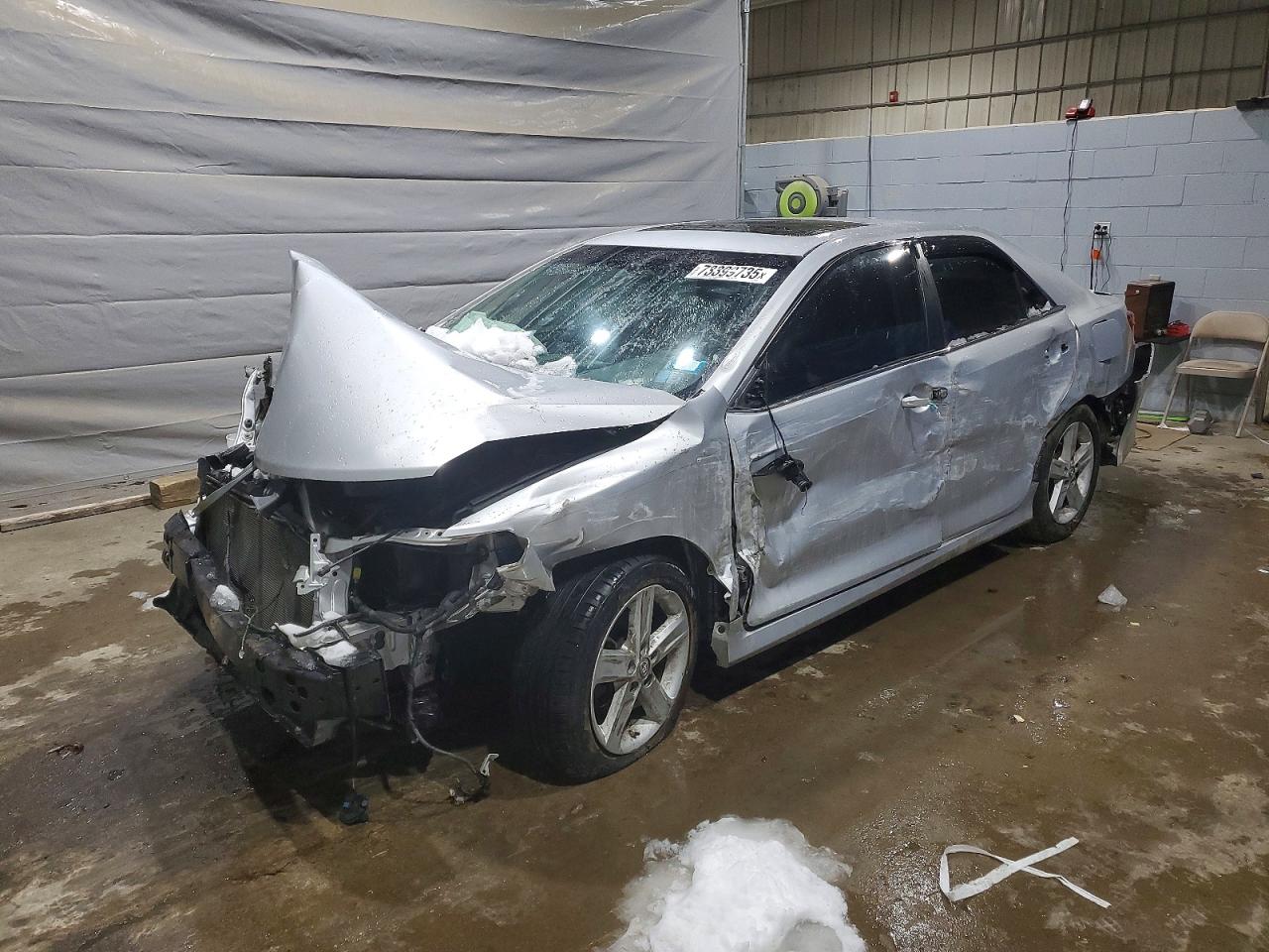 2014 TOYOTA CAMRY