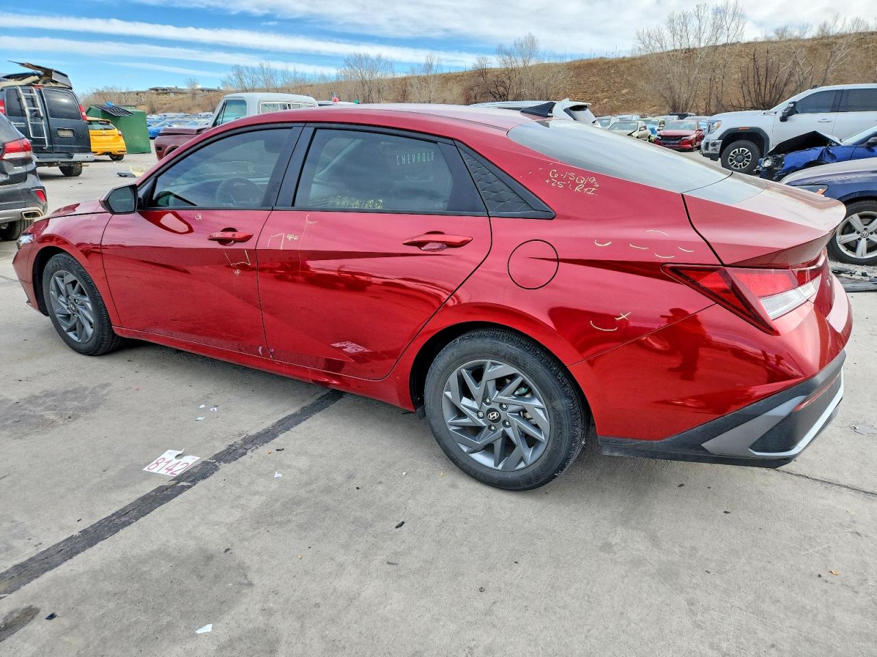 2024 HYUNDAI ELANTRA SEL photo 3