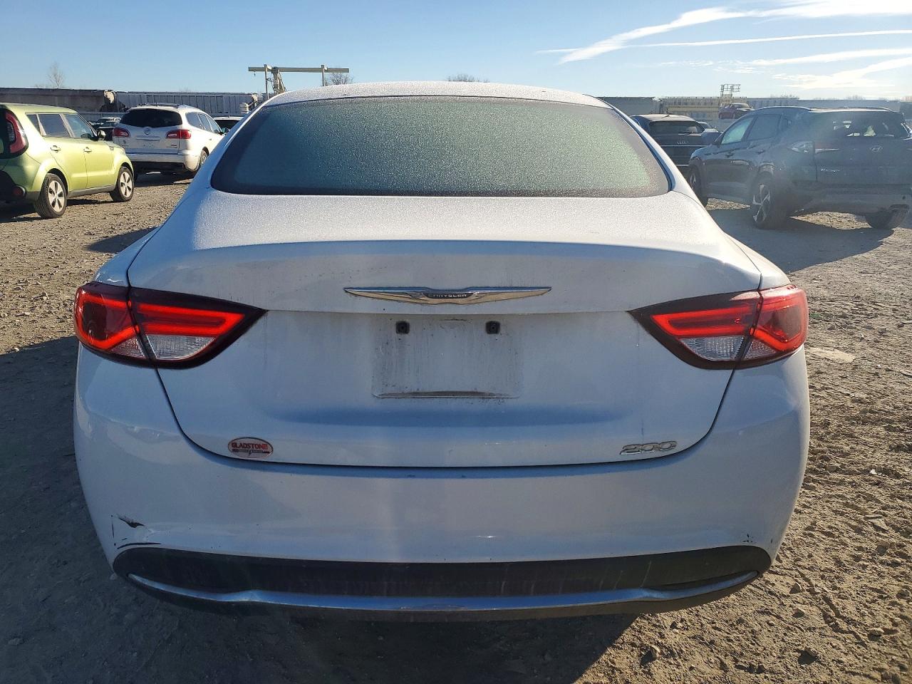 2015 CHRYSLER 200 LIMITED photo 6