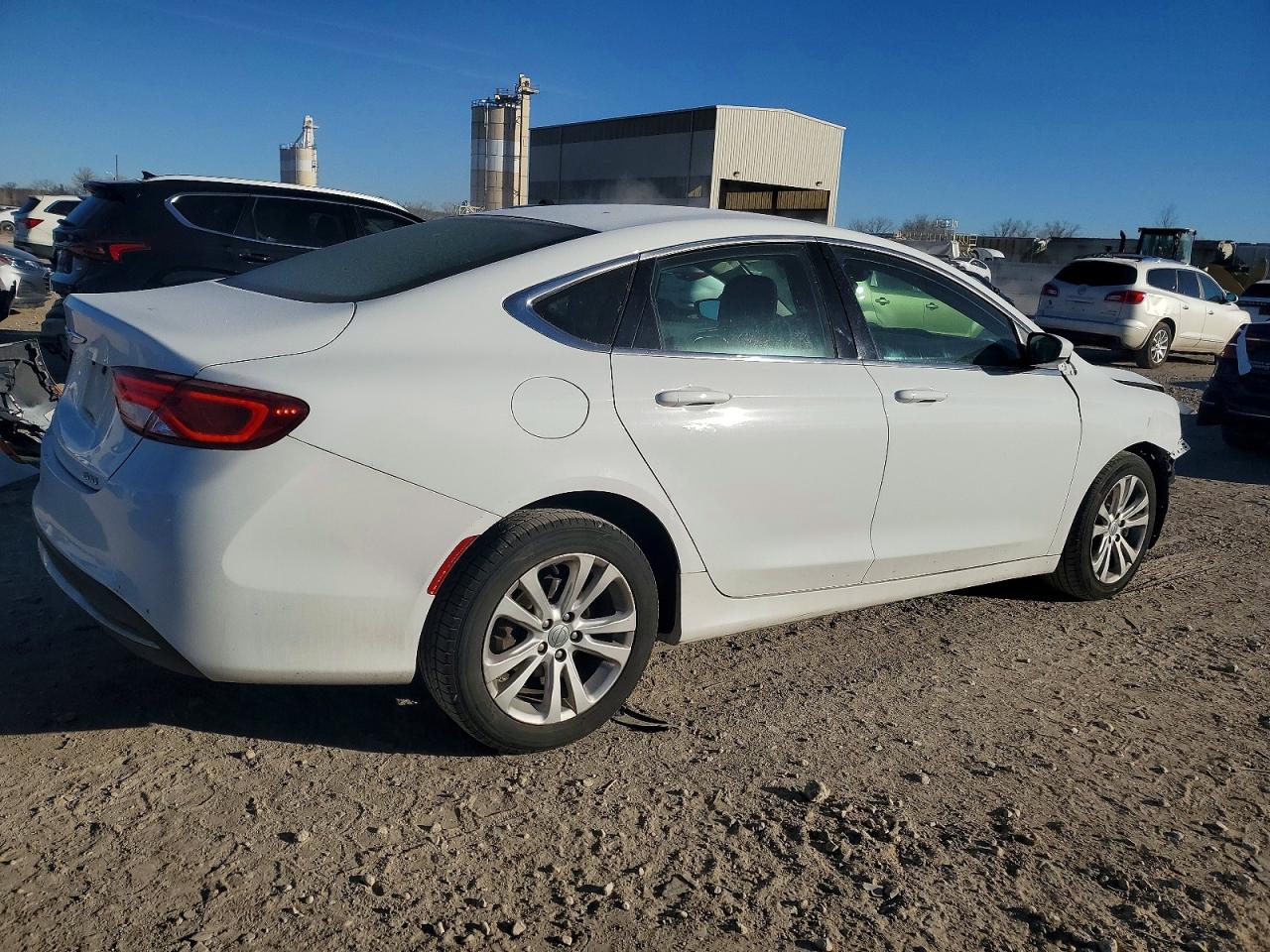 2015 CHRYSLER 200 LIMITED photo 3