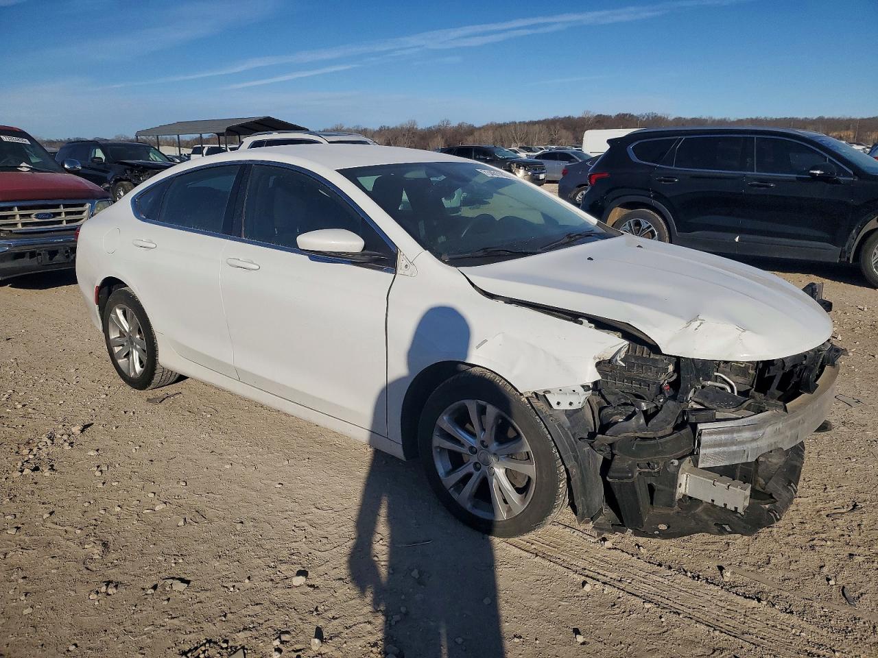 2015 CHRYSLER 200 LIMITED photo 4