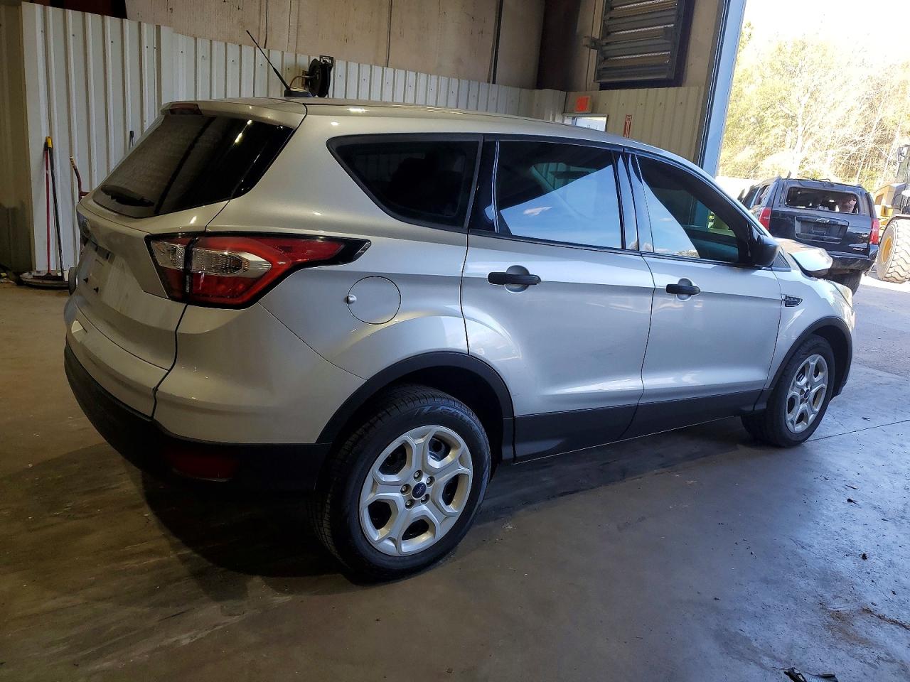 2017 FORD ESCAPE S photo 7