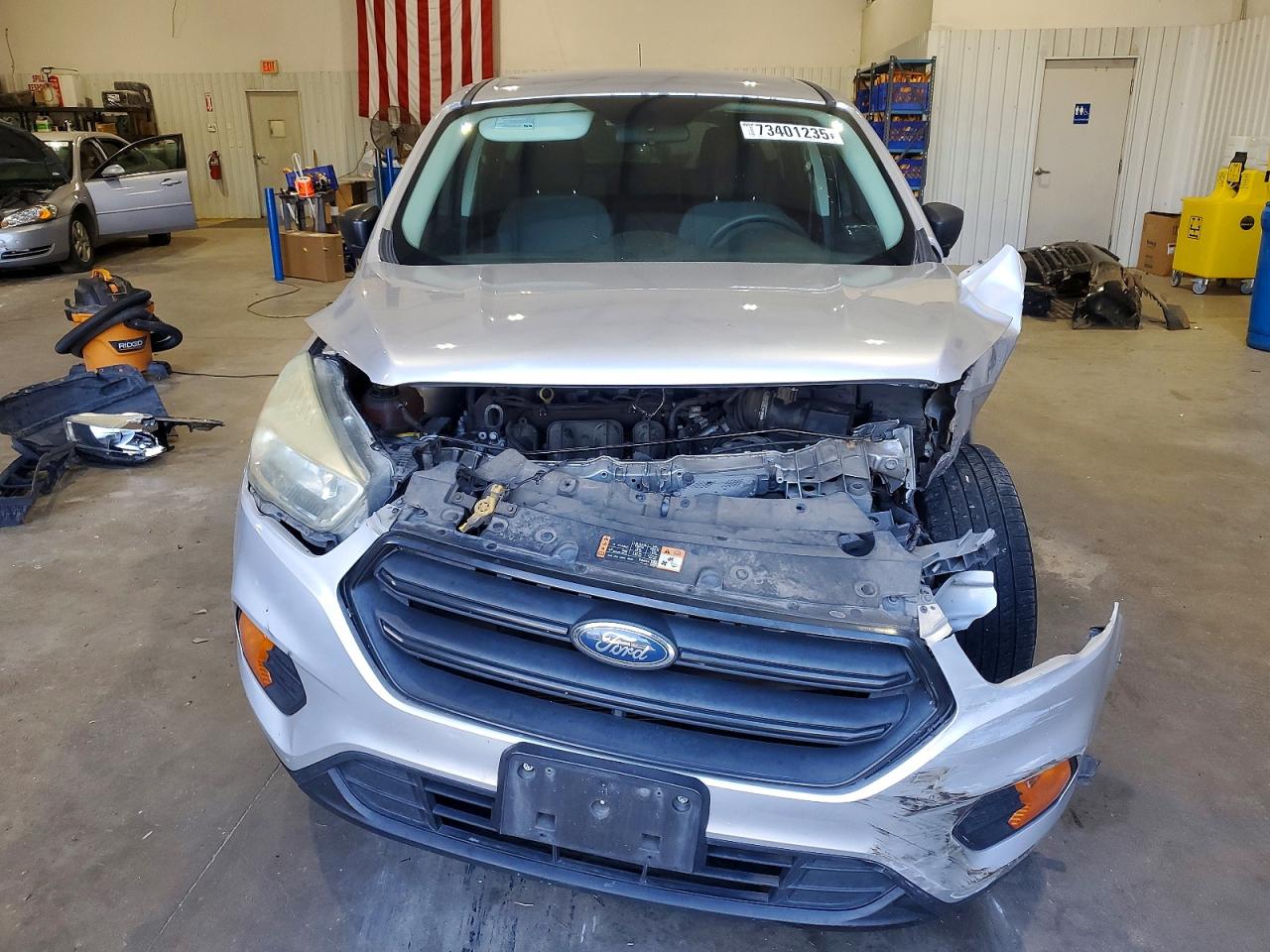 2017 FORD ESCAPE S photo 13