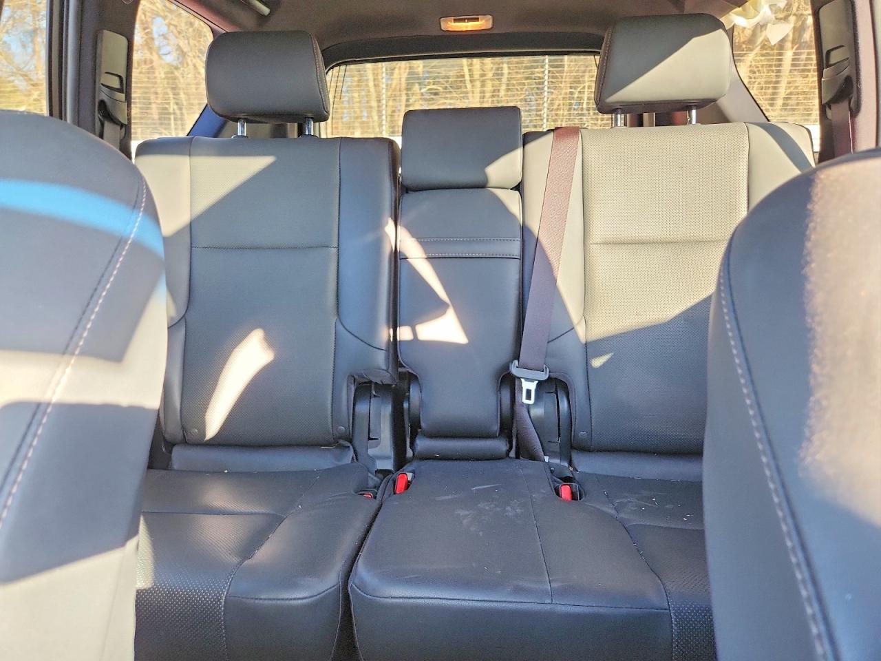 2023 LEXUS GX 460 photo 19