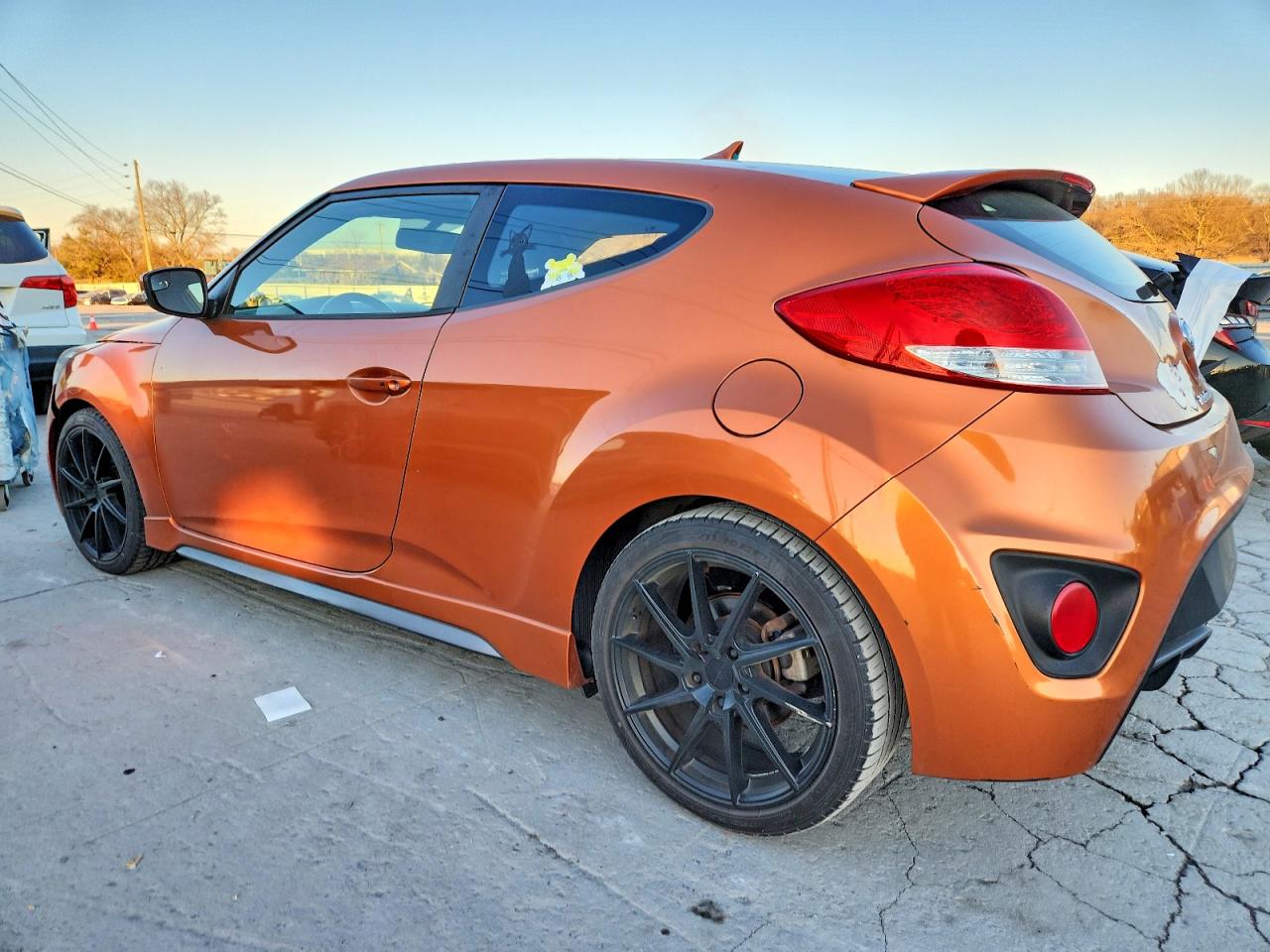 2016 HYUNDAI VELOSTER TURBO photo 2