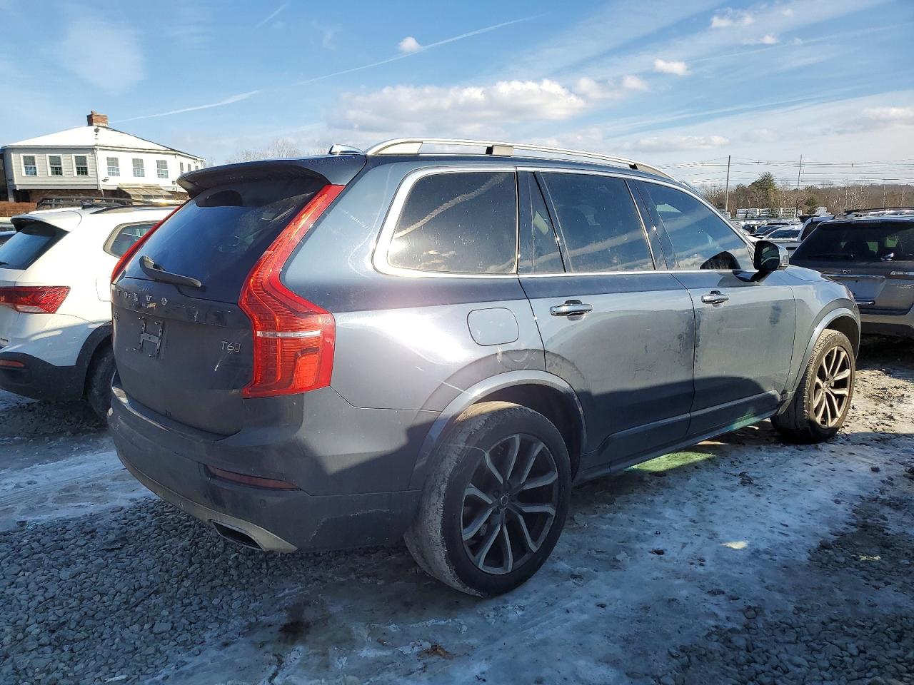 2019 VOLVO XC90 T6 MOMENTUM photo 5