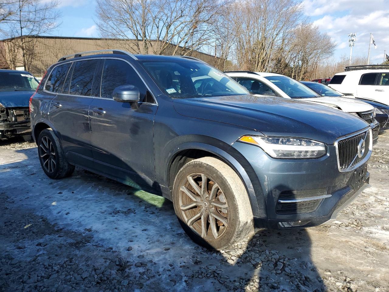 2019 VOLVO XC90 T6 MOMENTUM photo 7